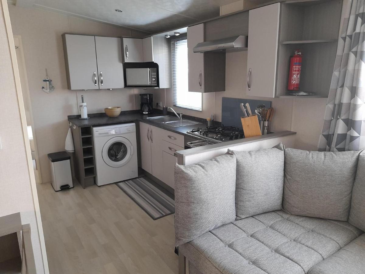 Le Mobile Home Le Victory Situe Au Camping Le Rio Нуаель-сюр-Мер Экстерьер фото